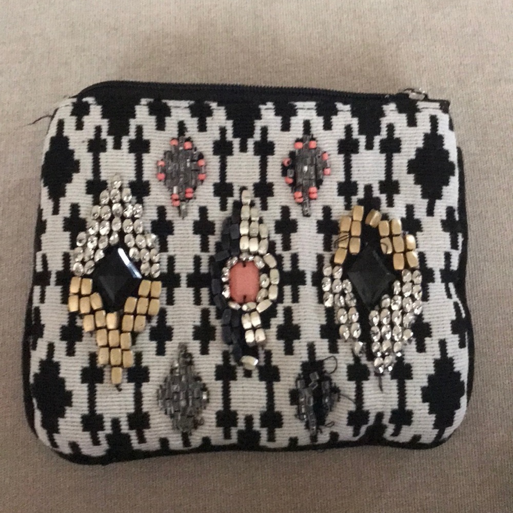 Made in Spain 🇪🇸 Beaded pouch